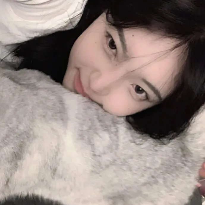 试着用土下座来拜托她们吧